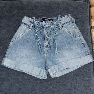 Hollister Size 0  Ultra High Rise Blue Jean Shorts Relaxed Fit